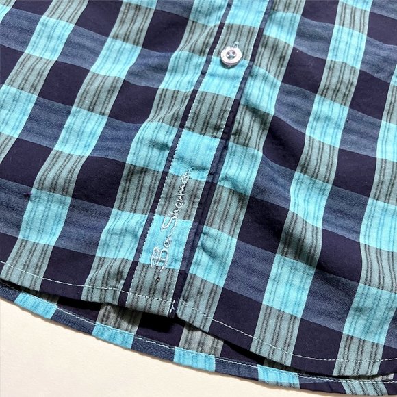 Ben Sherman Blue Square Print Short Sleeve Button Down Shirt (S) - Picture 8 of 9